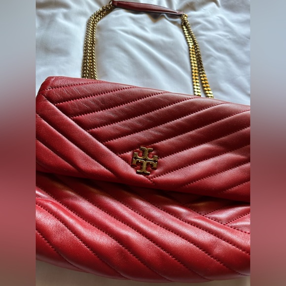 Tory Burch Kira Chevron Convertible Shoulder Bag - Picture 6 of 16